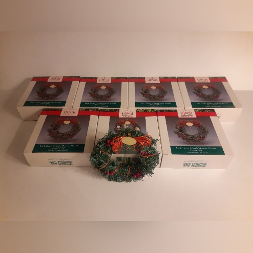 7 New Vintage Hallmark Wreaths
